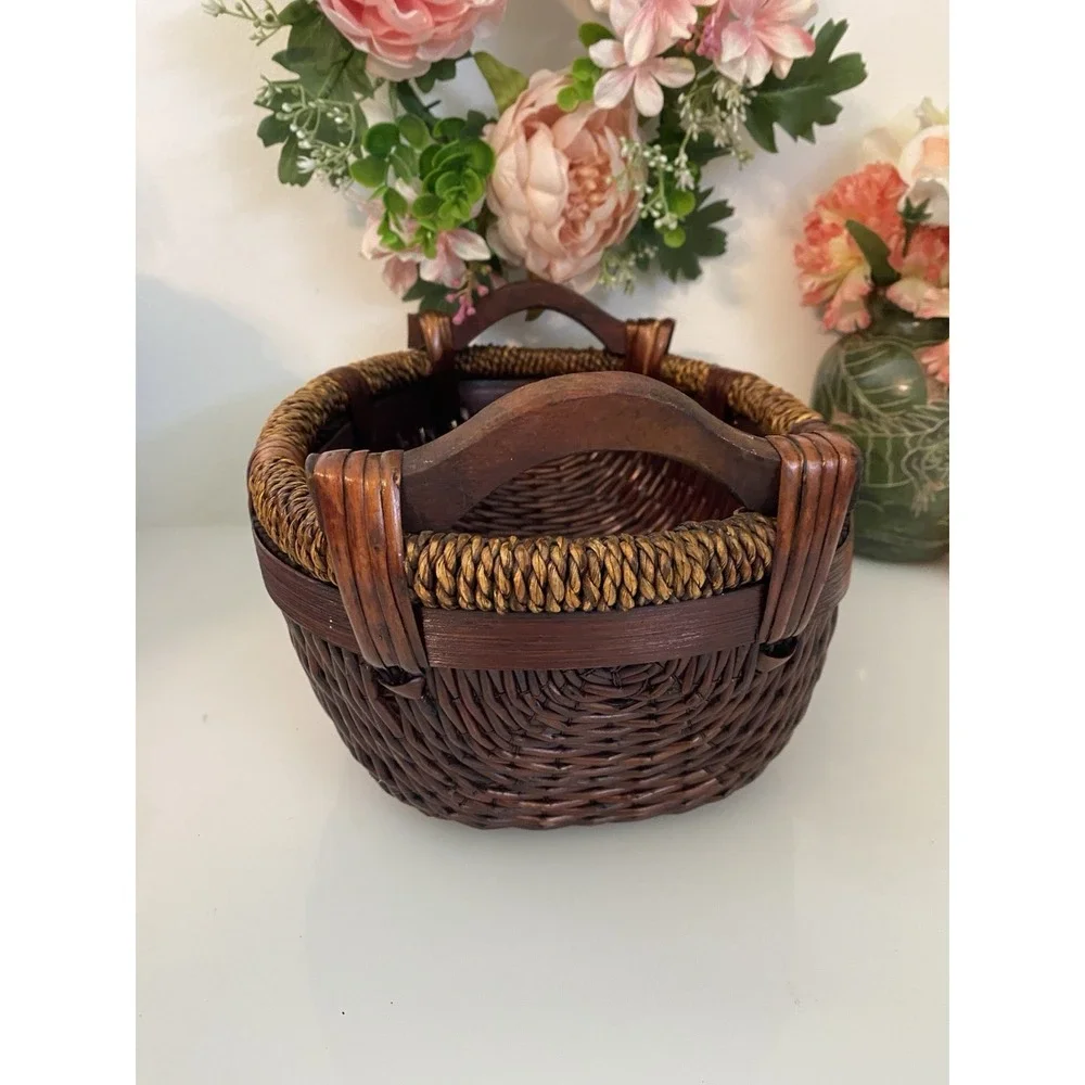 Vintage Chinese Woven Willow Basket With Wood Handles 12